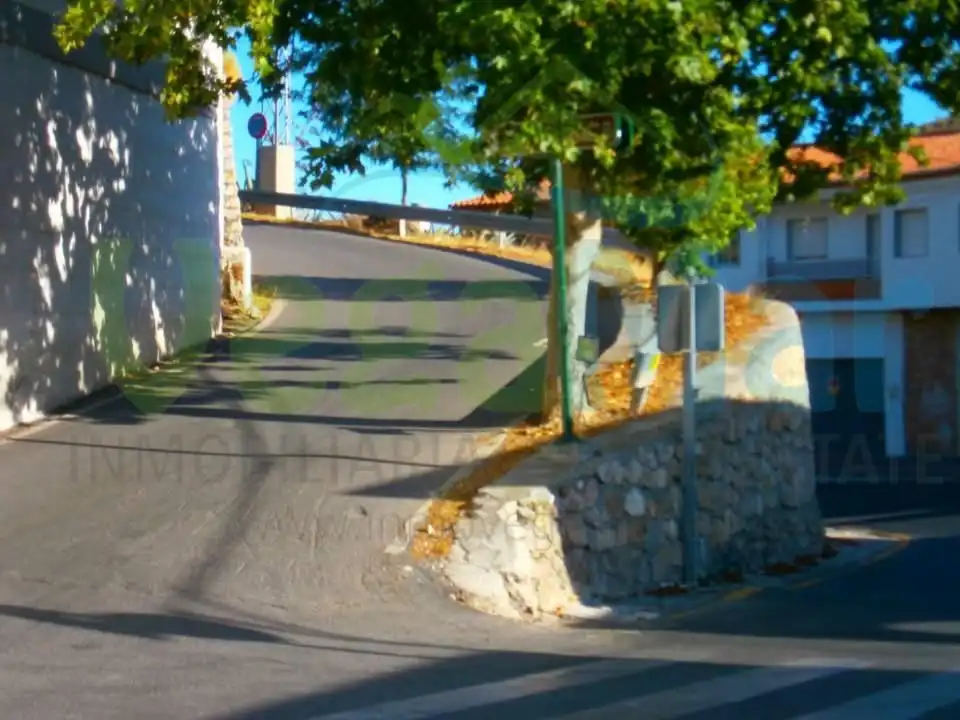 Außenansicht von Residential zum Verkauf in Otívar