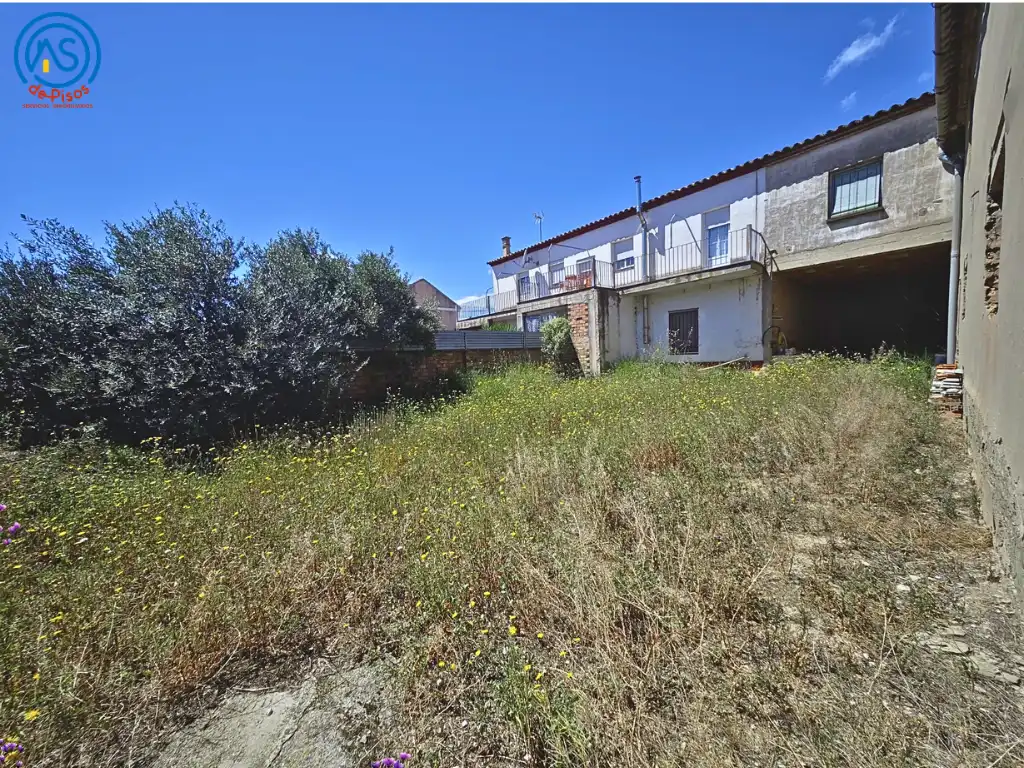 Casa o chalet en venta en Gallur con Jardín privado, Terraza y Trastero