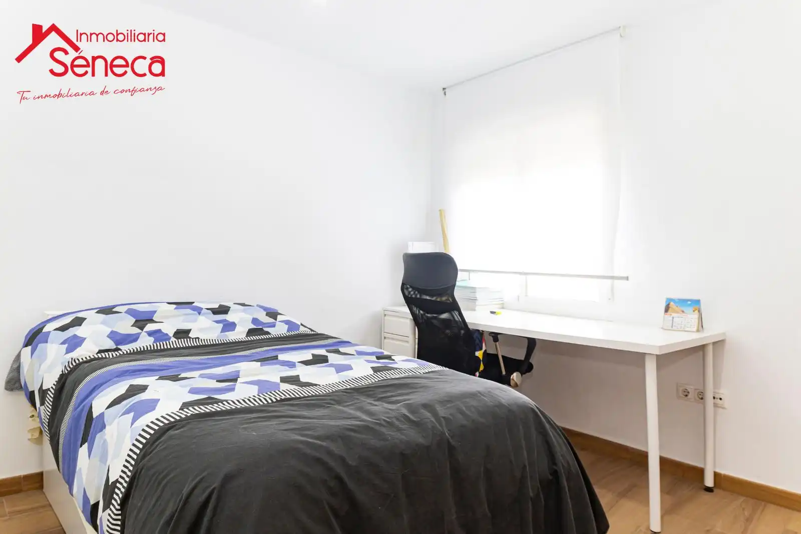 Bedroom of Flat for sale in Córdoba  with Air Conditioner, Heating and Terrace