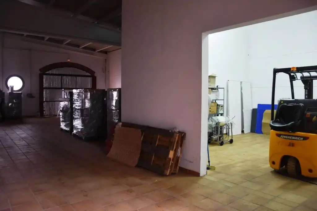Fabrikhallen zum Verkauf in Arens de Lledó