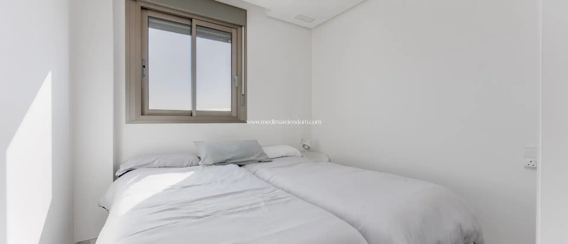 Dormitori de Apartament en venda en Santa Pola amb Aire condicionat, Calefacció i Terrassa