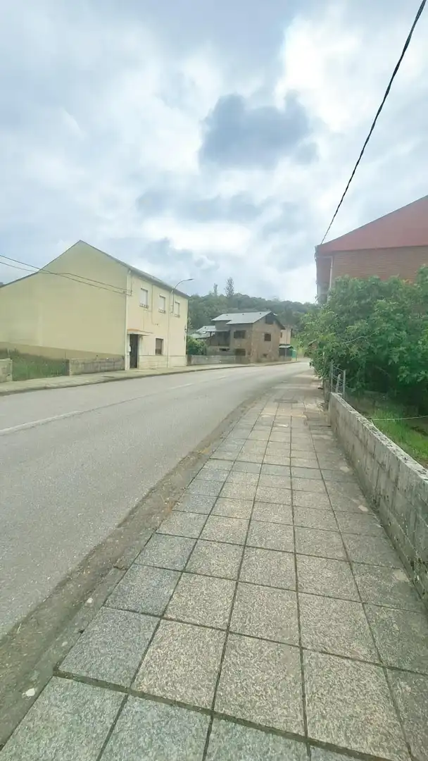 Exterior view of Residential for sale in Fabero