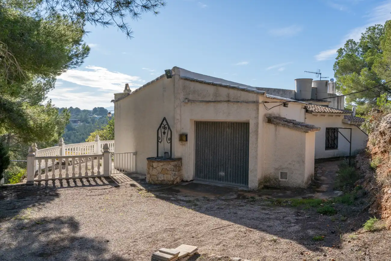 Vista exterior de Casa o xalet en venda en Tortosa amb Calefacció, Jardí privat i Terrassa