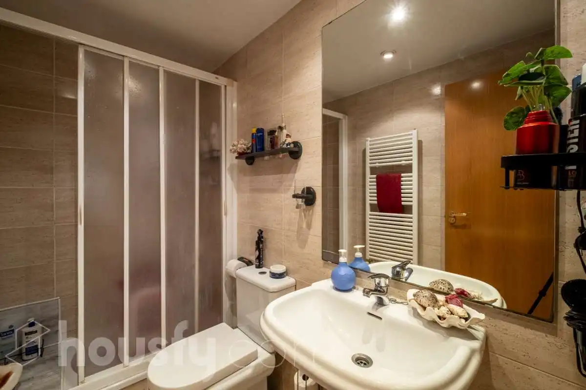 Appartamento con terrazza in vendita a Plaça Maria Manent ., imagen 20