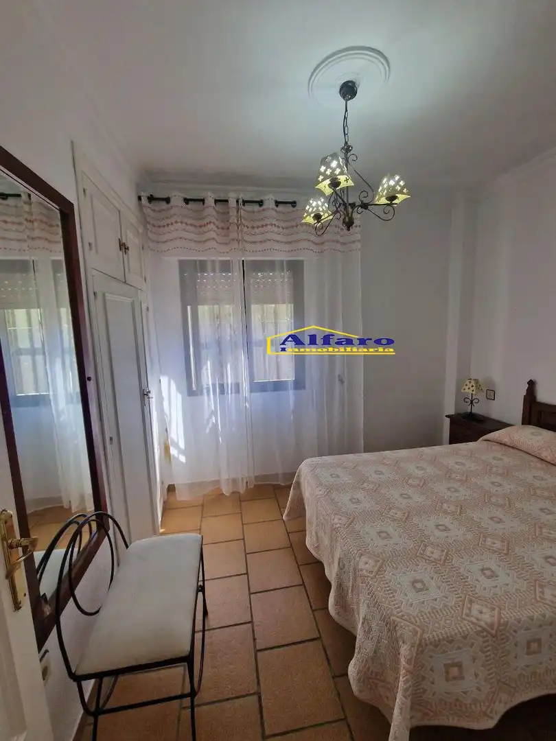 Dormitori de Casa o xalet en venda en Almonte amb Aire condicionat, Terrassa i Piscina