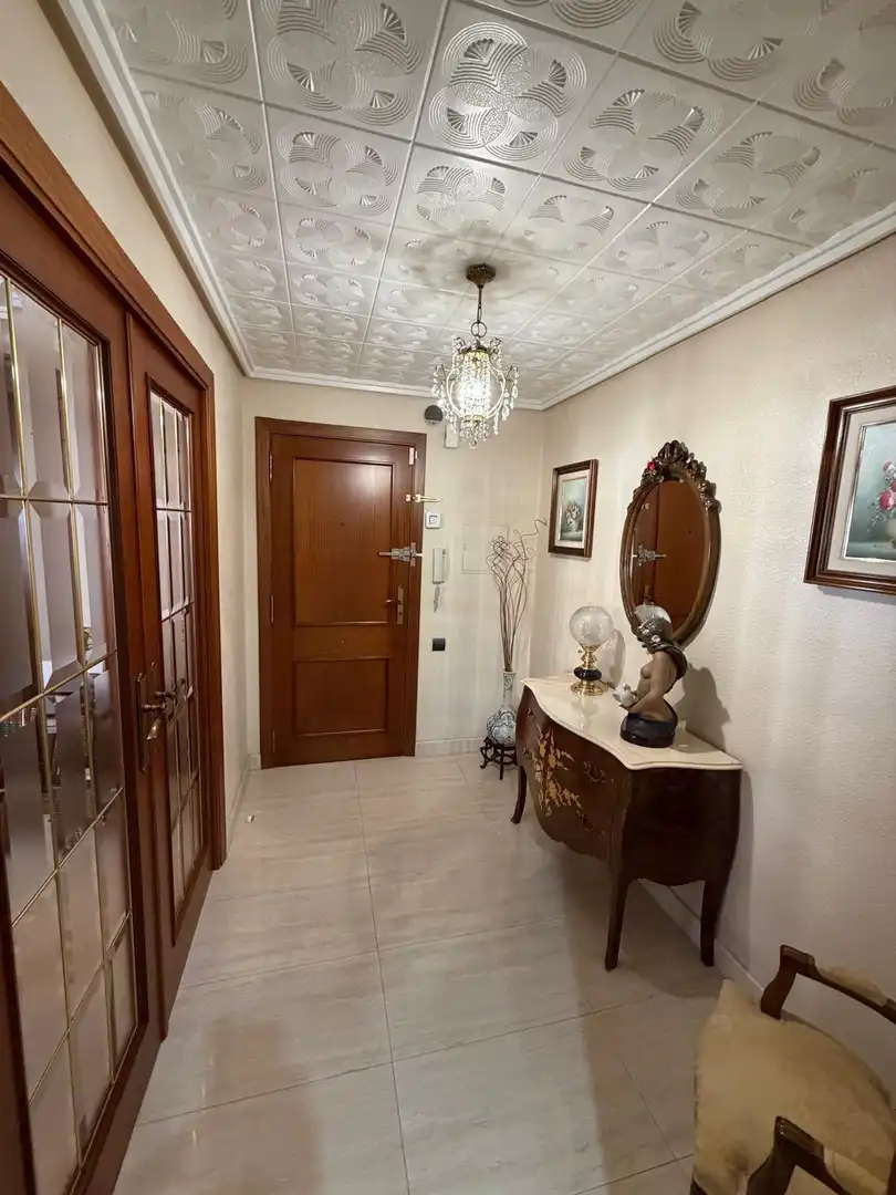 Piso en venta en Ausias March