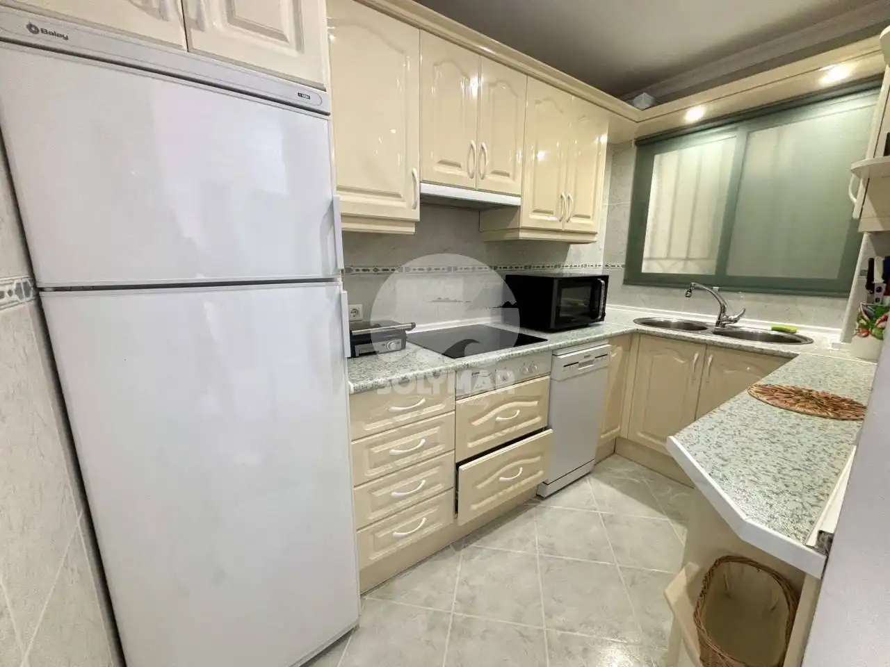 Cocina de Piso de alquiler en Vélez-Málaga con Aire acondicionado, Terraza y Amueblado