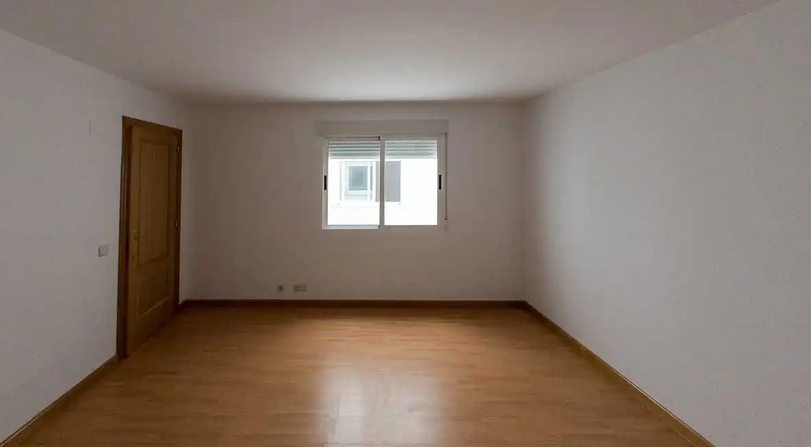 Habitación de Piso en venta en Toral de los Vados con Trastero