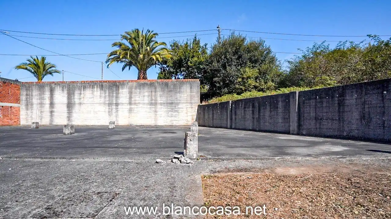 Vista exterior de Casa o chalet en venta en Carballo con Calefacción, Jardín privado y Trastero