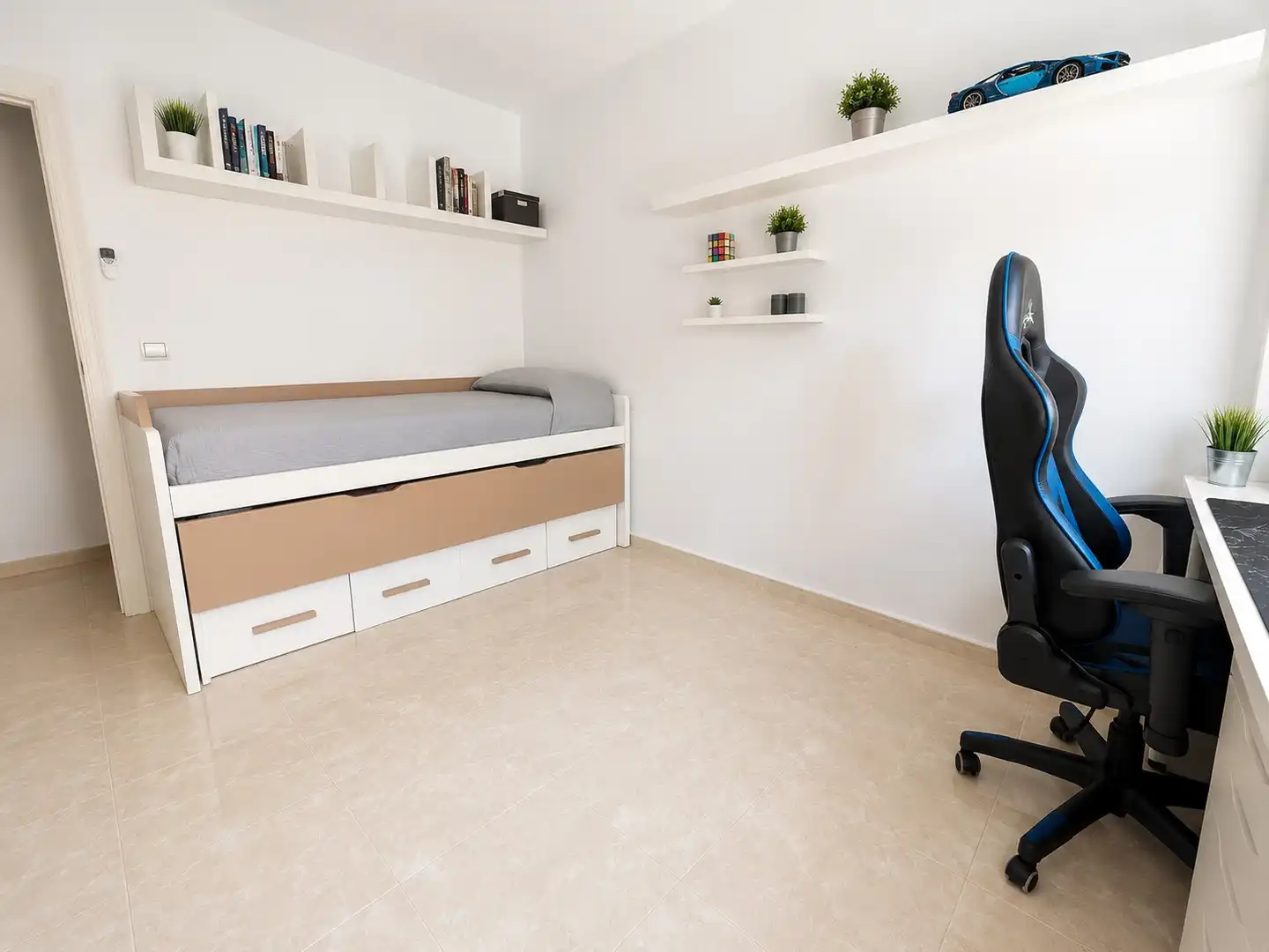 Bedroom of Apartments for sale in Altea