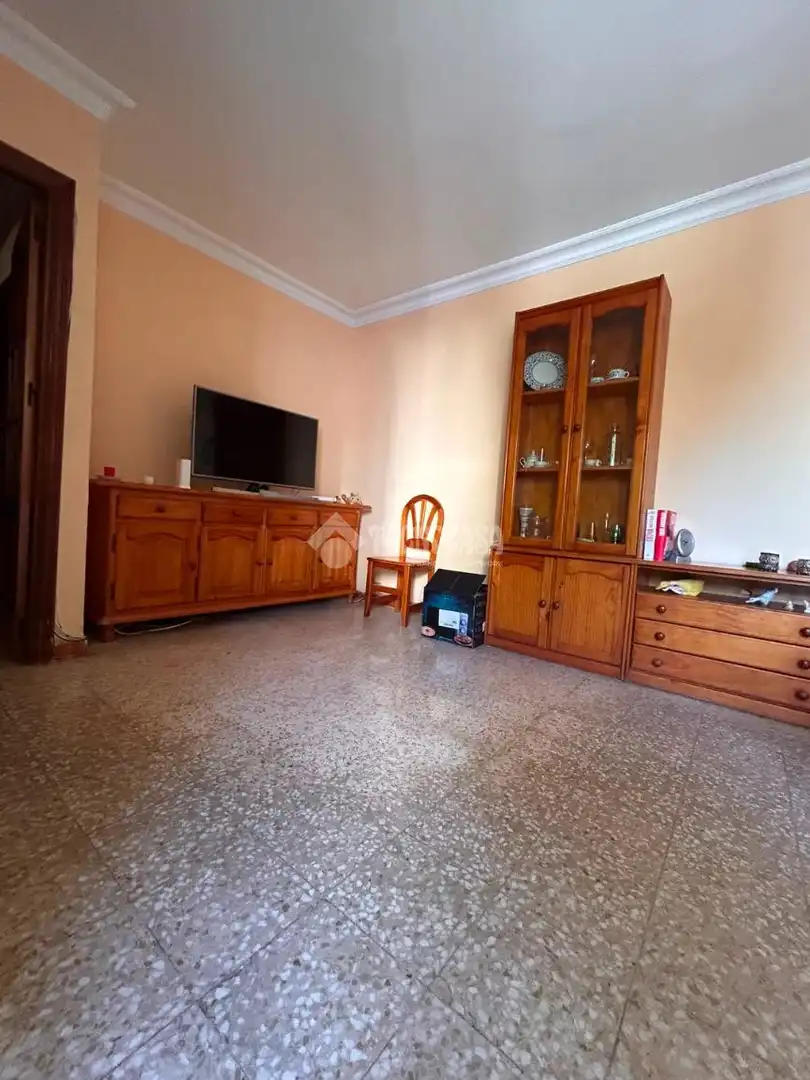 Sala d'estar de Pis en venda en Sevilla amb Aire condicionat
