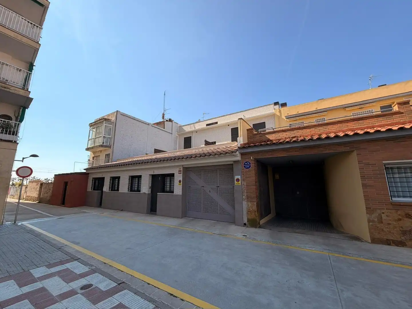 Vista exterior de Planta baixa en venda en Pineda de Mar amb Terrassa