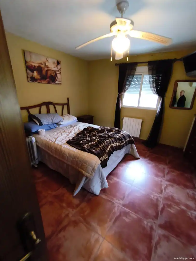 Bedroom of Houses for sale in Buñol  with Air Conditioner, Furnished and Alarm