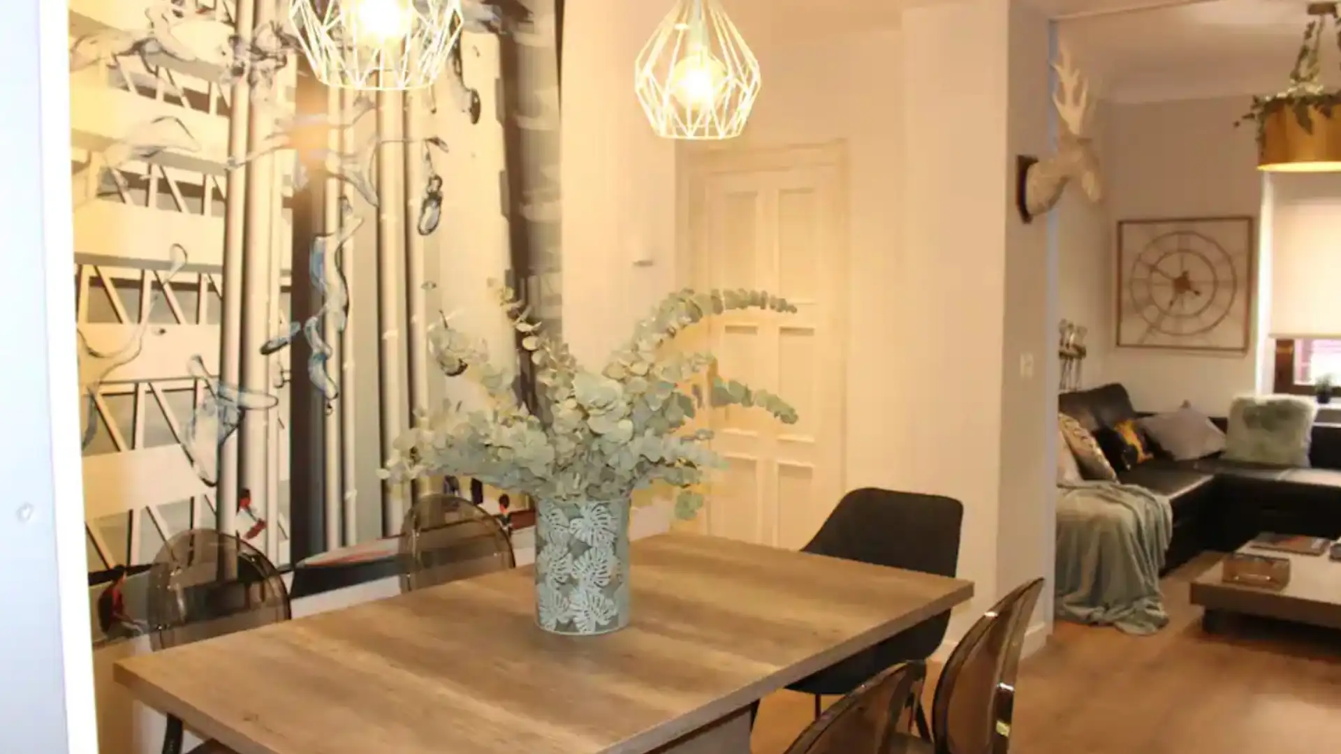 Menjador de Apartament de lloguer en  Zaragoza Capital amb Aire condicionat, Calefacció i Parquet