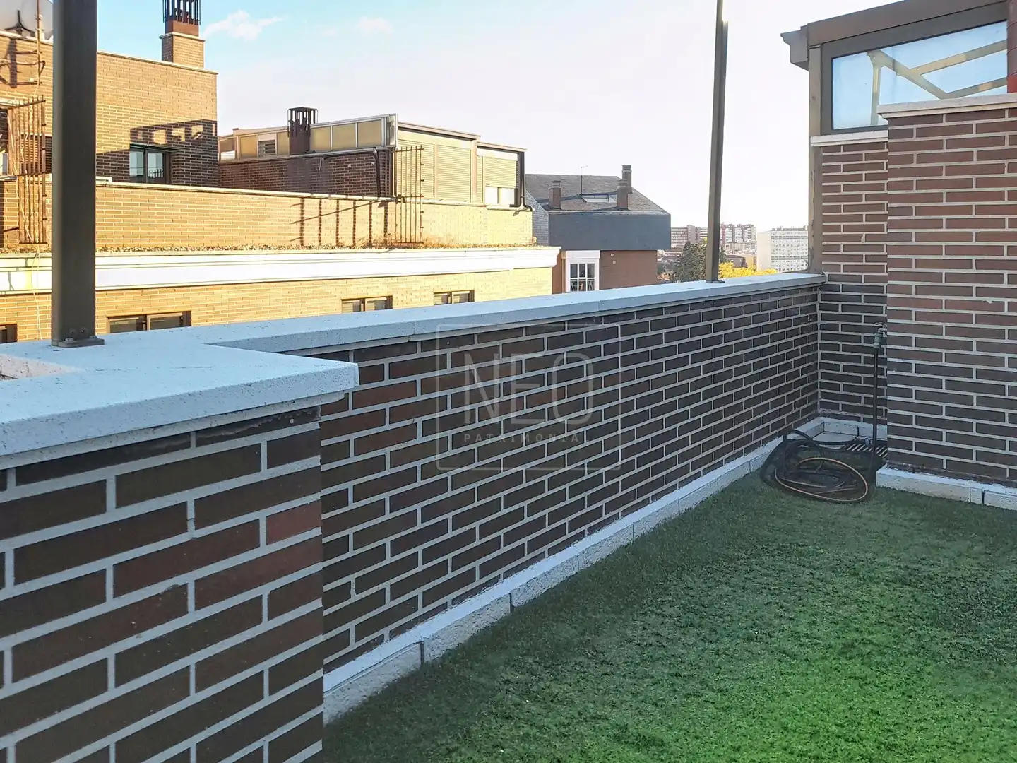Terraza de Dúplex en venta en Madrid con Aire acondicionado, Calefacción y Jardín privado