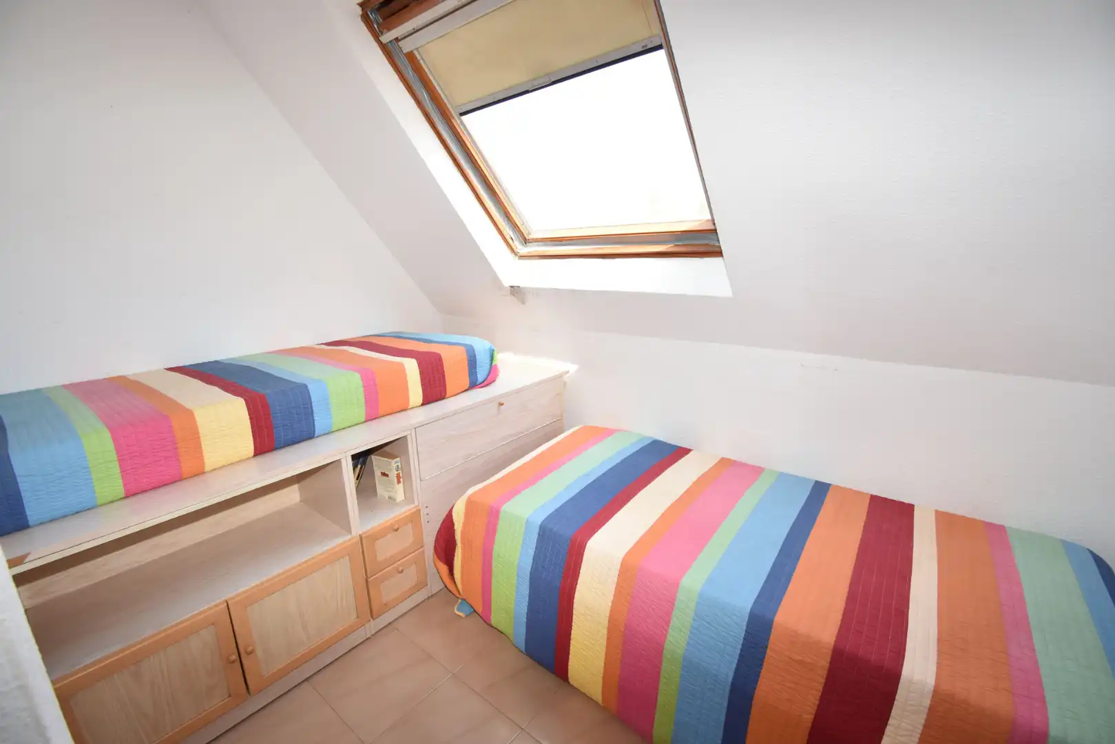 Schlafzimmer von Maisonette zum Verkauf in Noja mit Heizung, Terrasse und Möbliert