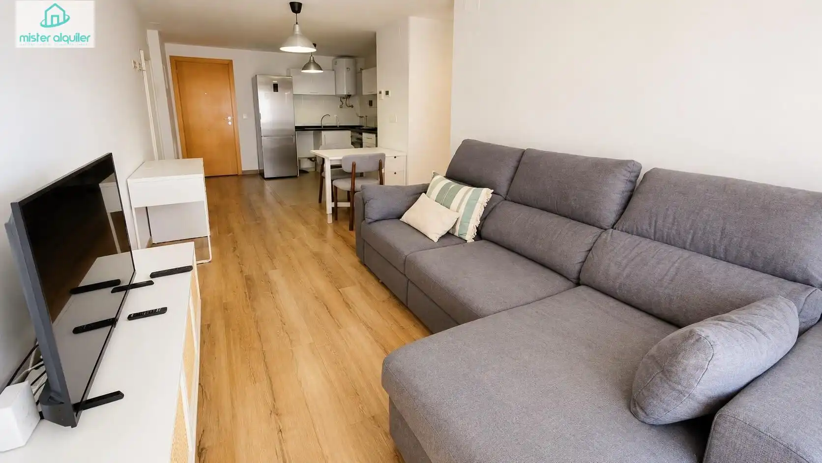 Sala d'estar de Apartament de lloguer en El Campello amb Aire condicionat, Calefacció i Terrassa