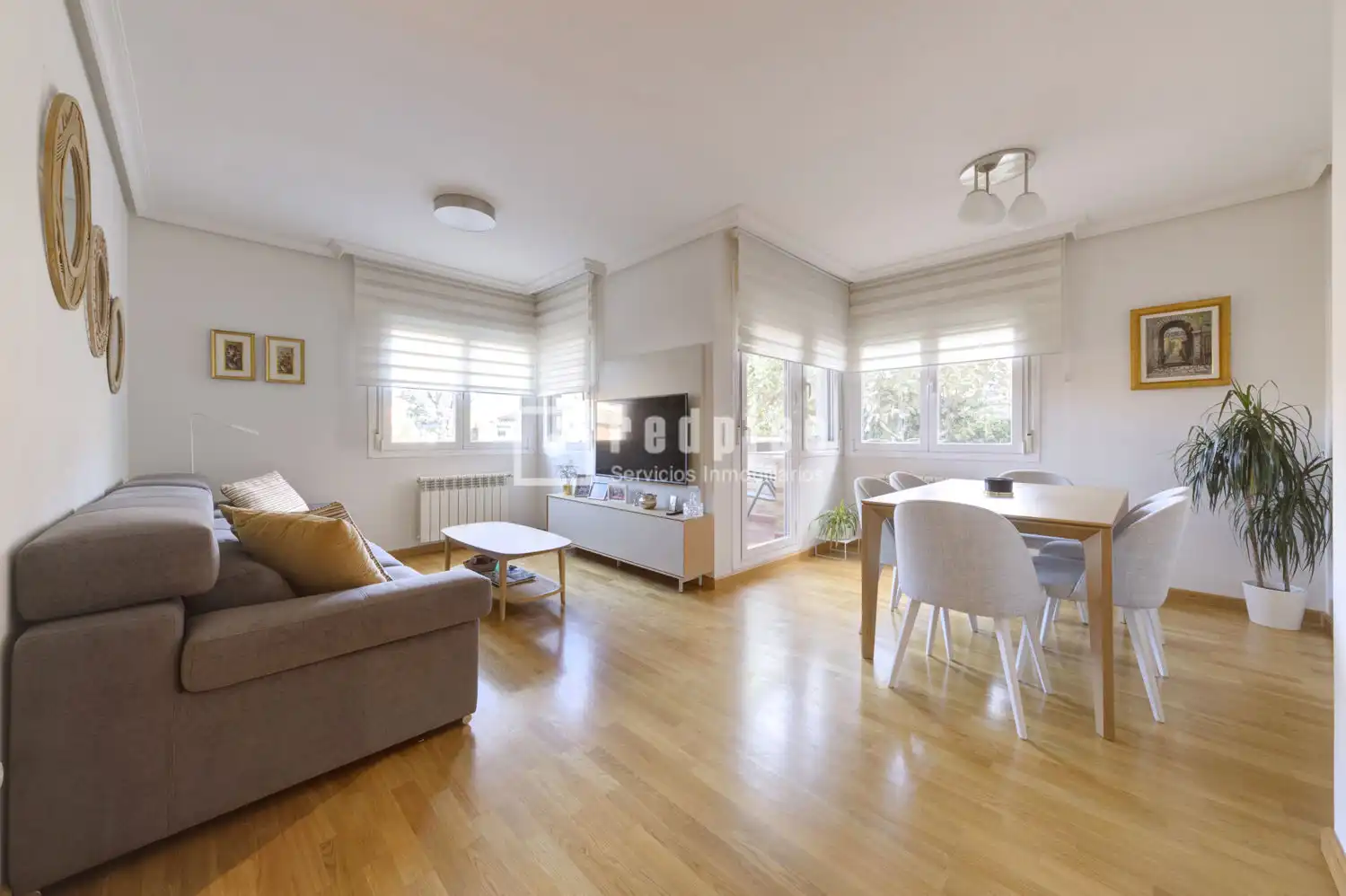 Schlafzimmer von Wohnung zum Verkauf in Boadilla del Monte mit Klimaanlage, Heizung und Privatgarten