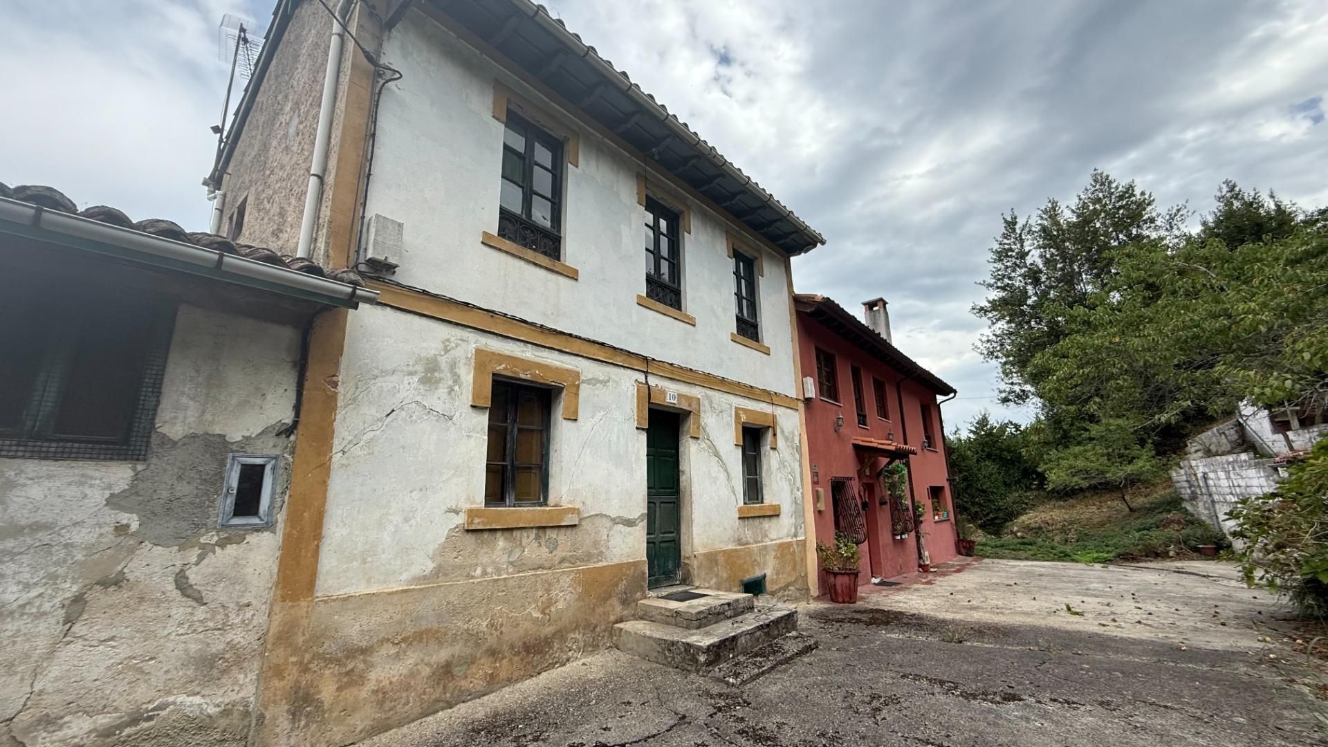 Exterior view of House or chalet for sale in Villaviciosa  with Private garden