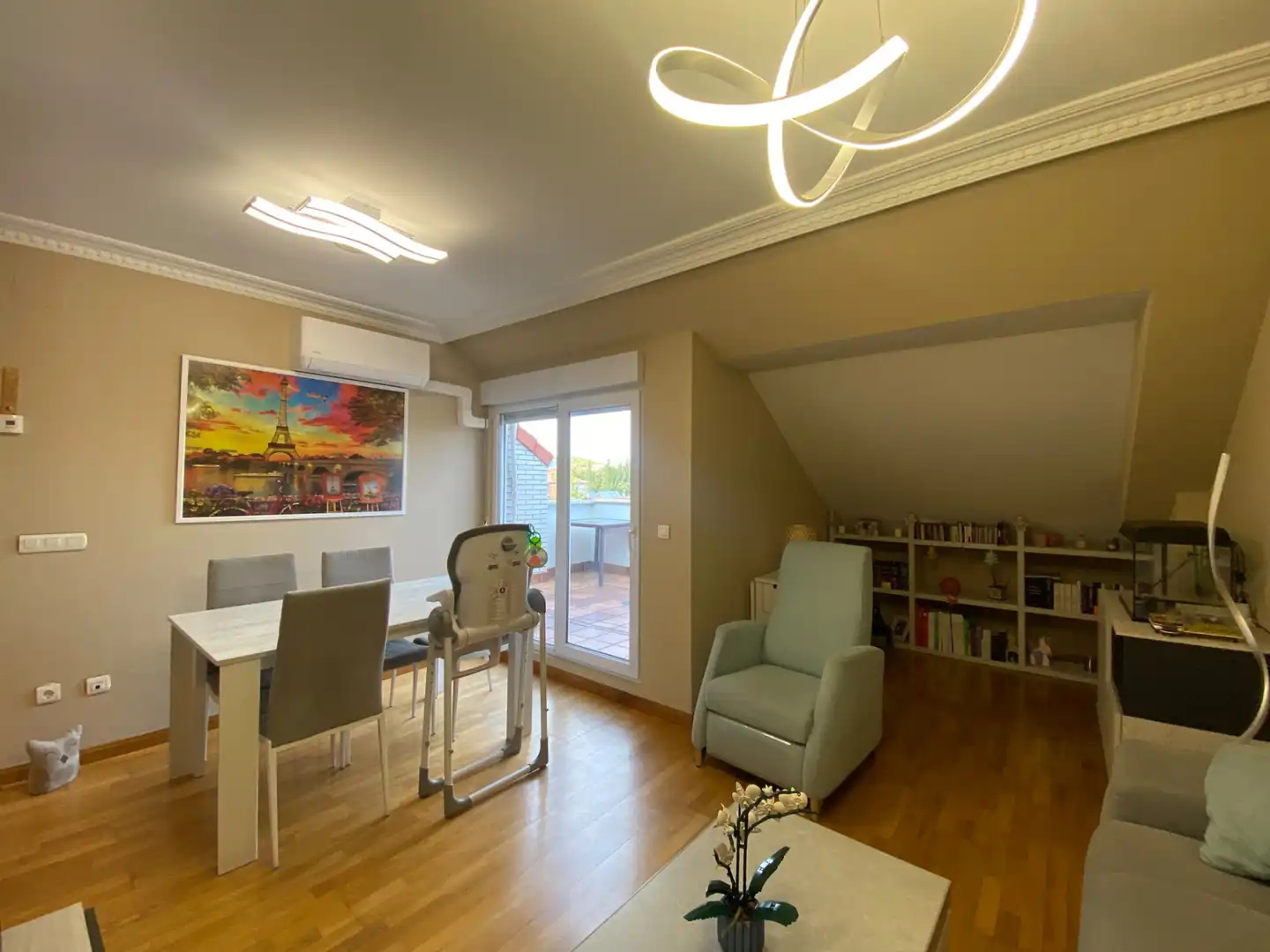 Sala de estar de Ático en venta en El Cristo