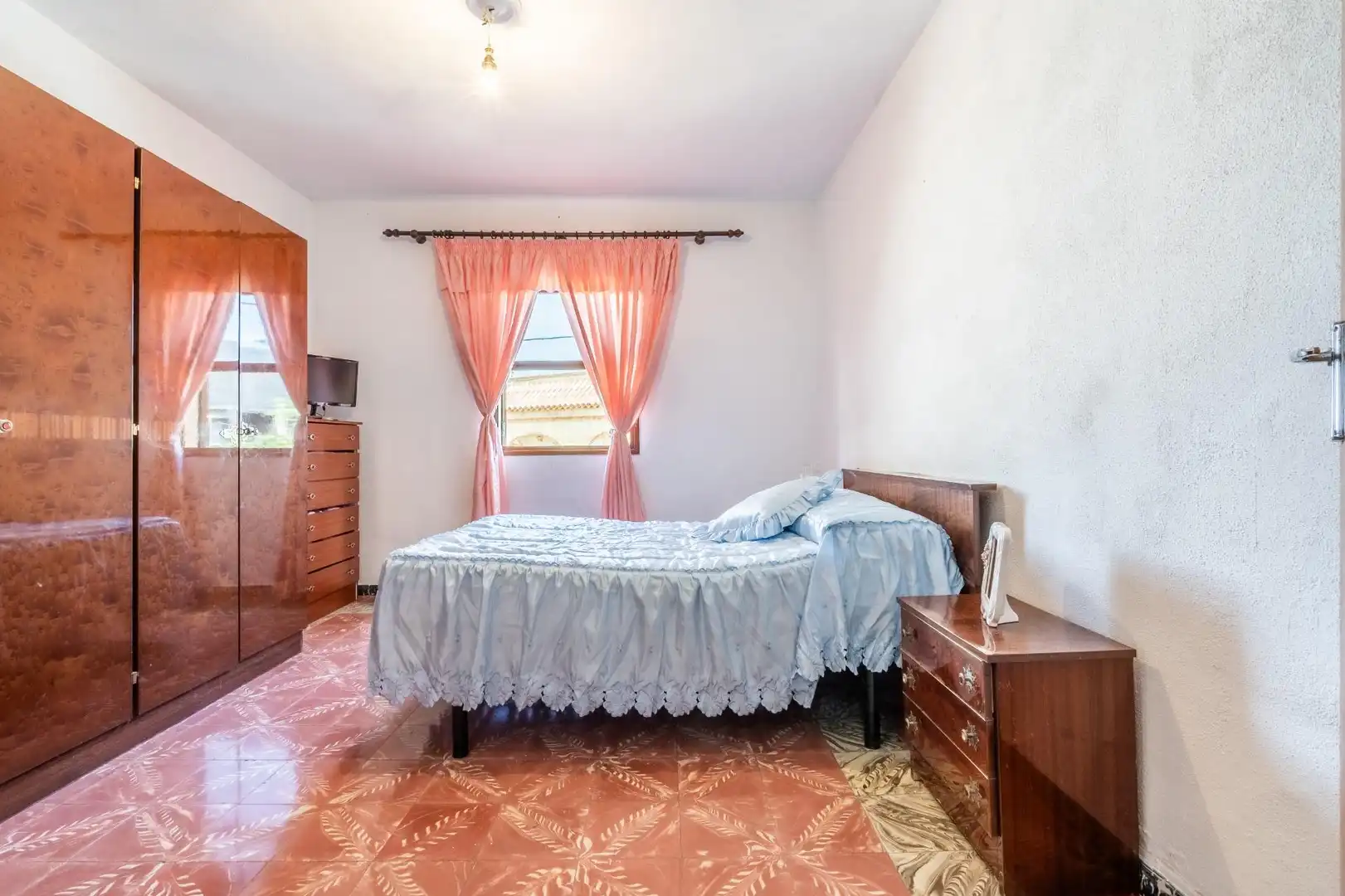 Habitación de Casa adosada en venta en Guía de Isora con Jardín privado y Terraza