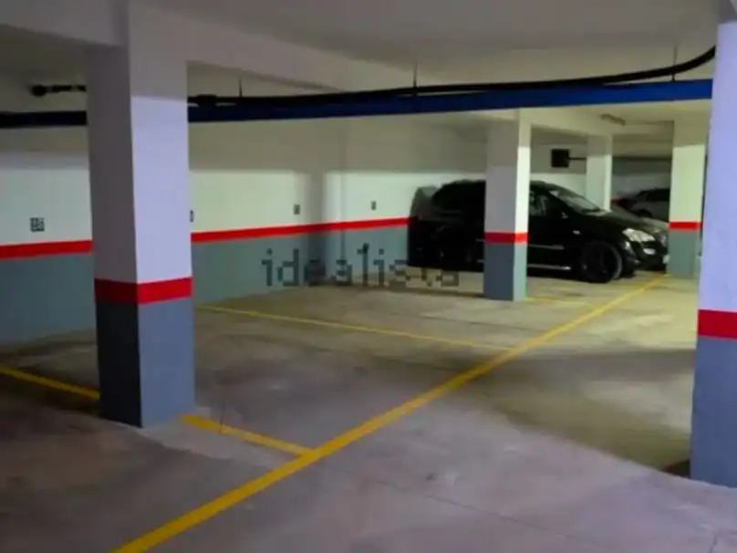 Parking of Garage for rent in Alaquàs