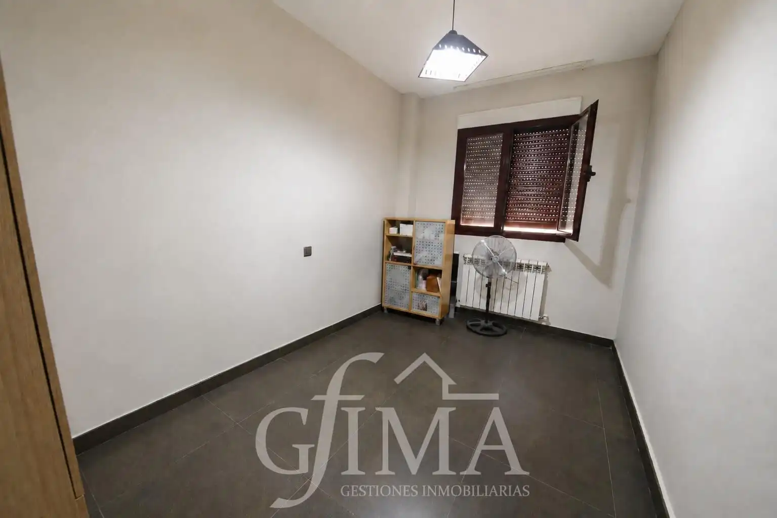 Casa adosada en venta en Tomelloso con Calefacción y Amueblado