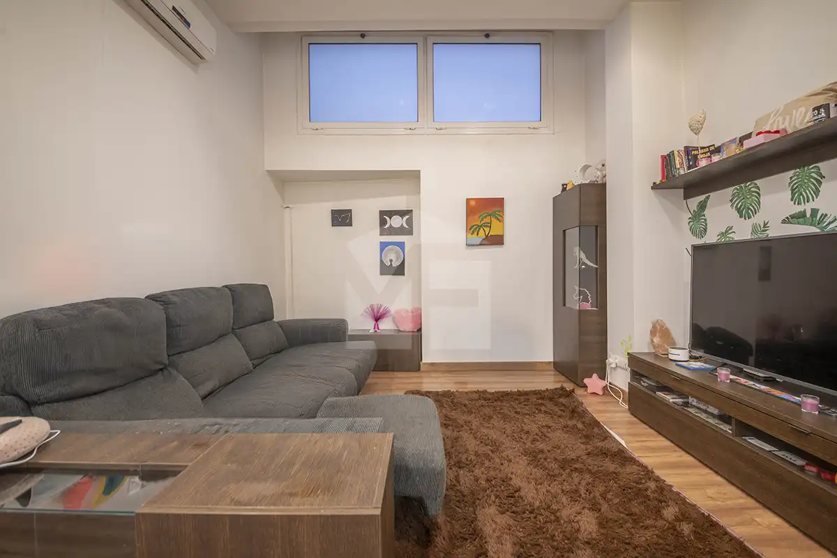 Sala de estar de Piso en venta en Barcelona con Aire acondicionado y Amueblado