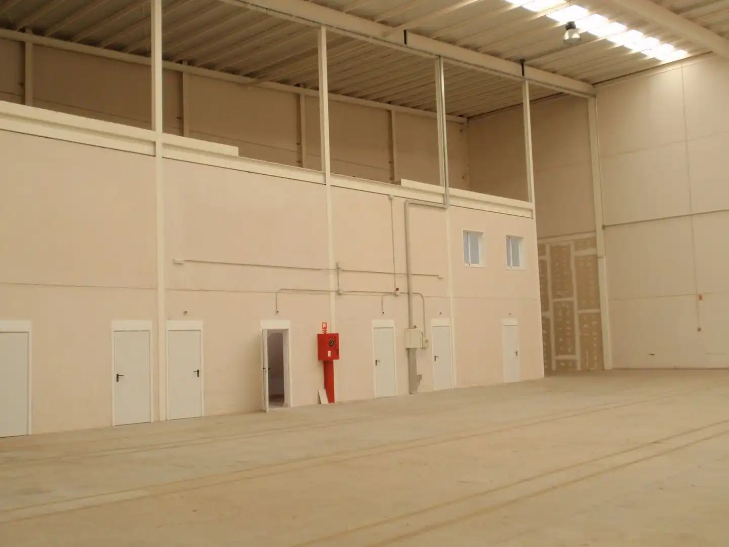 Fabrikhallen zum Verkauf in Casarrubios del Monte