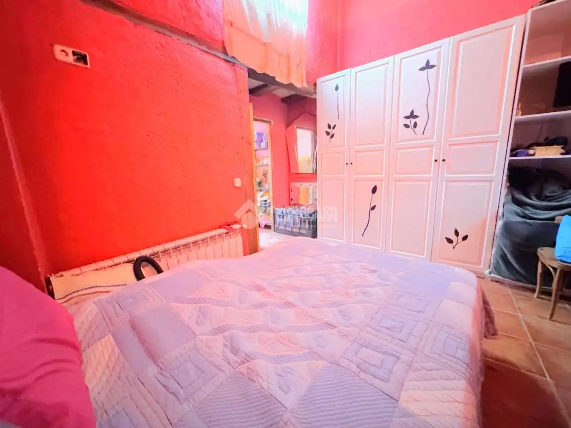 Habitación de Casa adosada en venta en Torrelaguna