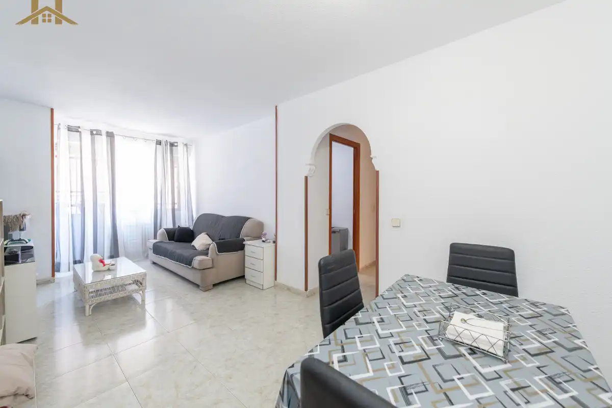 Sala de estar de Piso en venta en San Sebastián de los Reyes con Calefacción