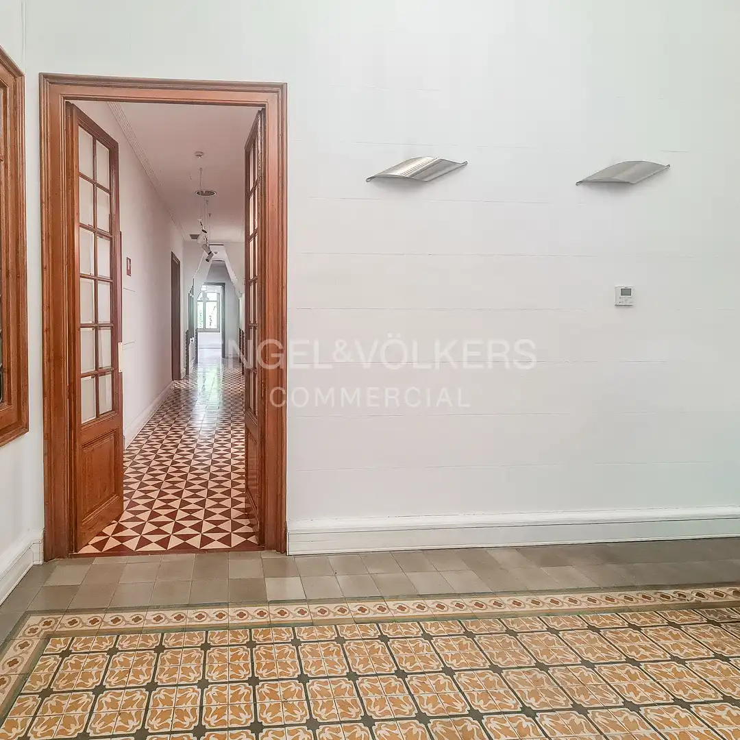 Oficina de lloguer en Eixample