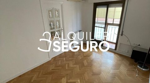 Foto 2 von Wohnung zur Miete in De Cabello Lapiedra, Puerta del Ángel, Madrid Capital