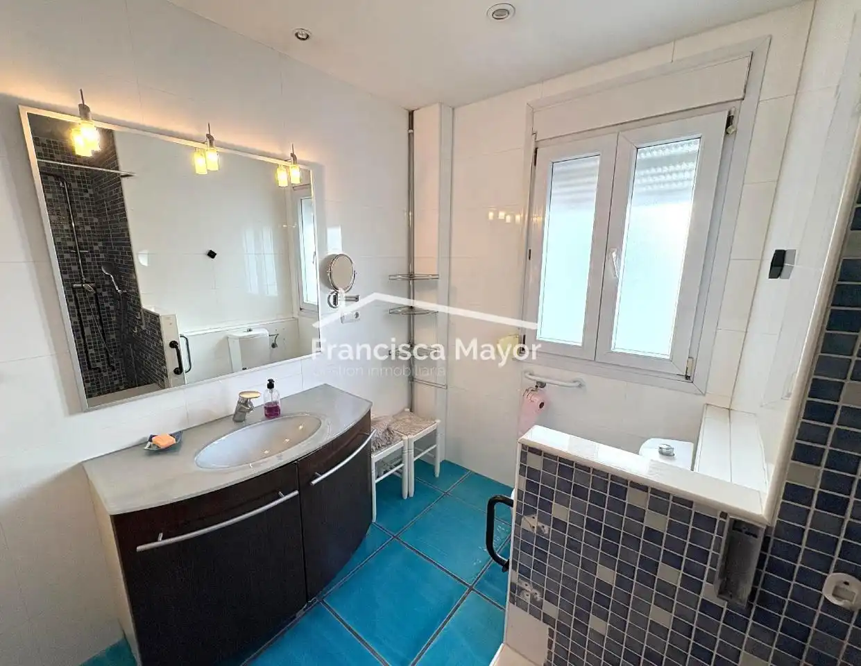 Badezimmer von Dachboden zum Verkauf in Poblats Marítims