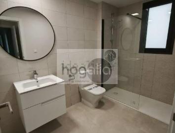 Foto 5 de Pis de lloguer a Palmas Altas, Sevilla