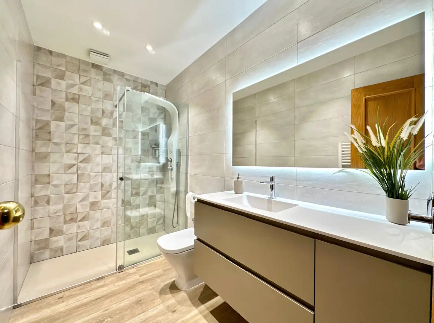 Baño de Casa adosada en venta en Campdevànol con Calefacción, Terraza y Horno
