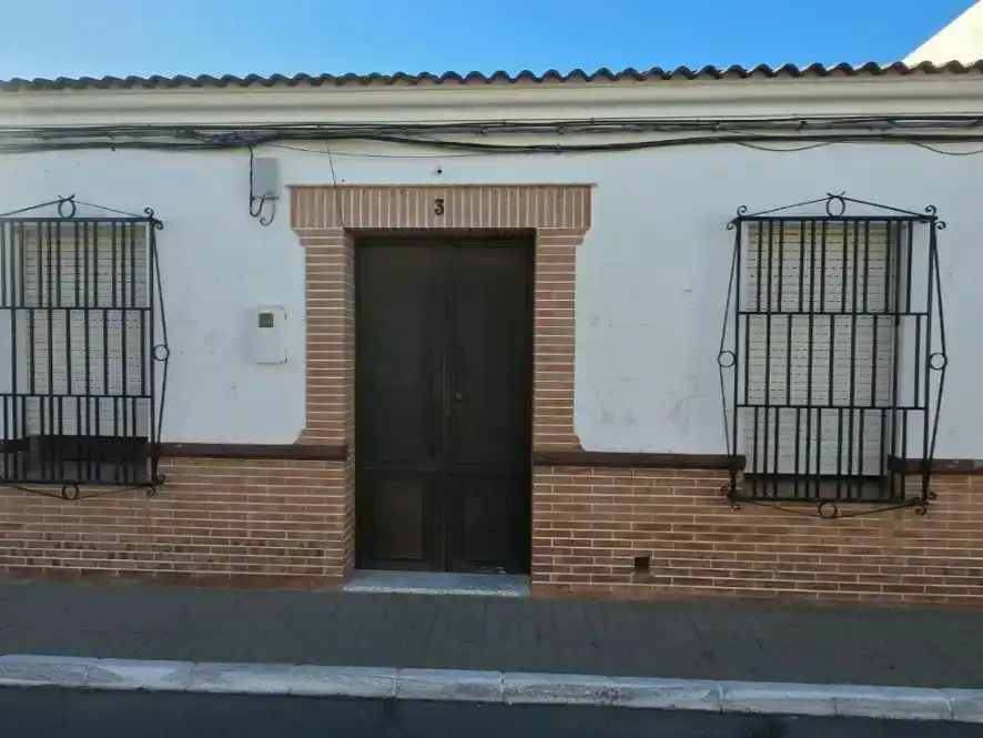 Vista exterior de Piso en venta en La Palma del Condado con Amueblado