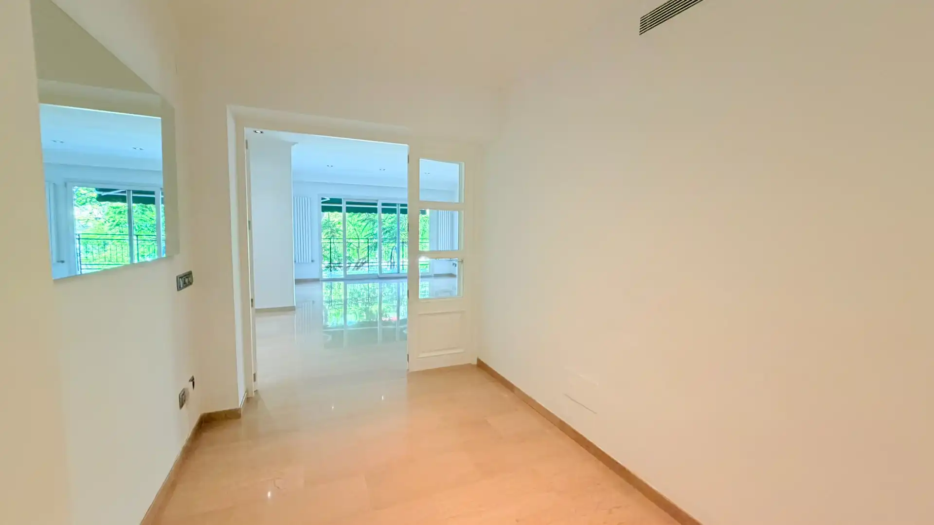 Flat for rent in  Palma de Mallorca  with Air Conditioner, Terrace and Oven