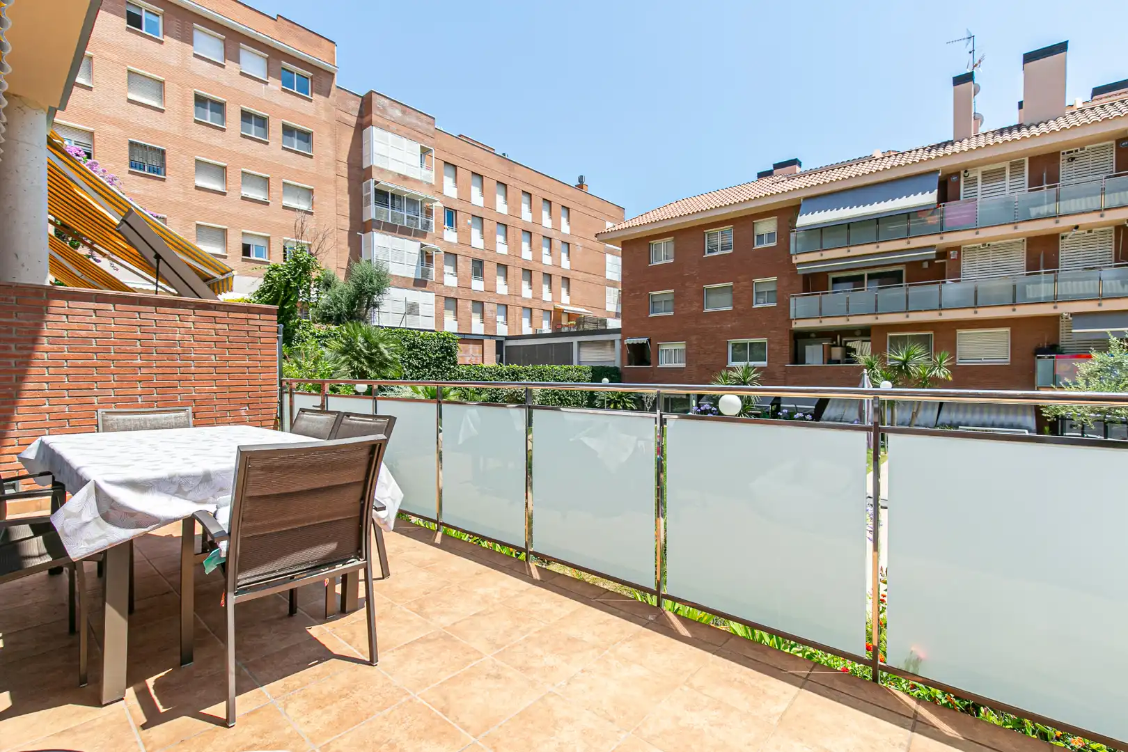 Terraza de Dúplex en venta en Sant Feliu de Llobregat con Aire acondicionado, Terraza y Piscina comunitaria