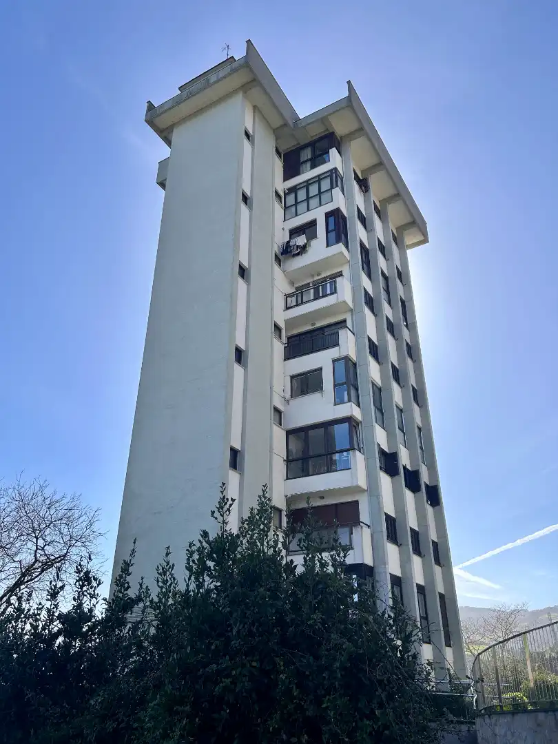 Vista exterior de Apartamento en venta en Zarautz con Terraza, Amueblado y Horno