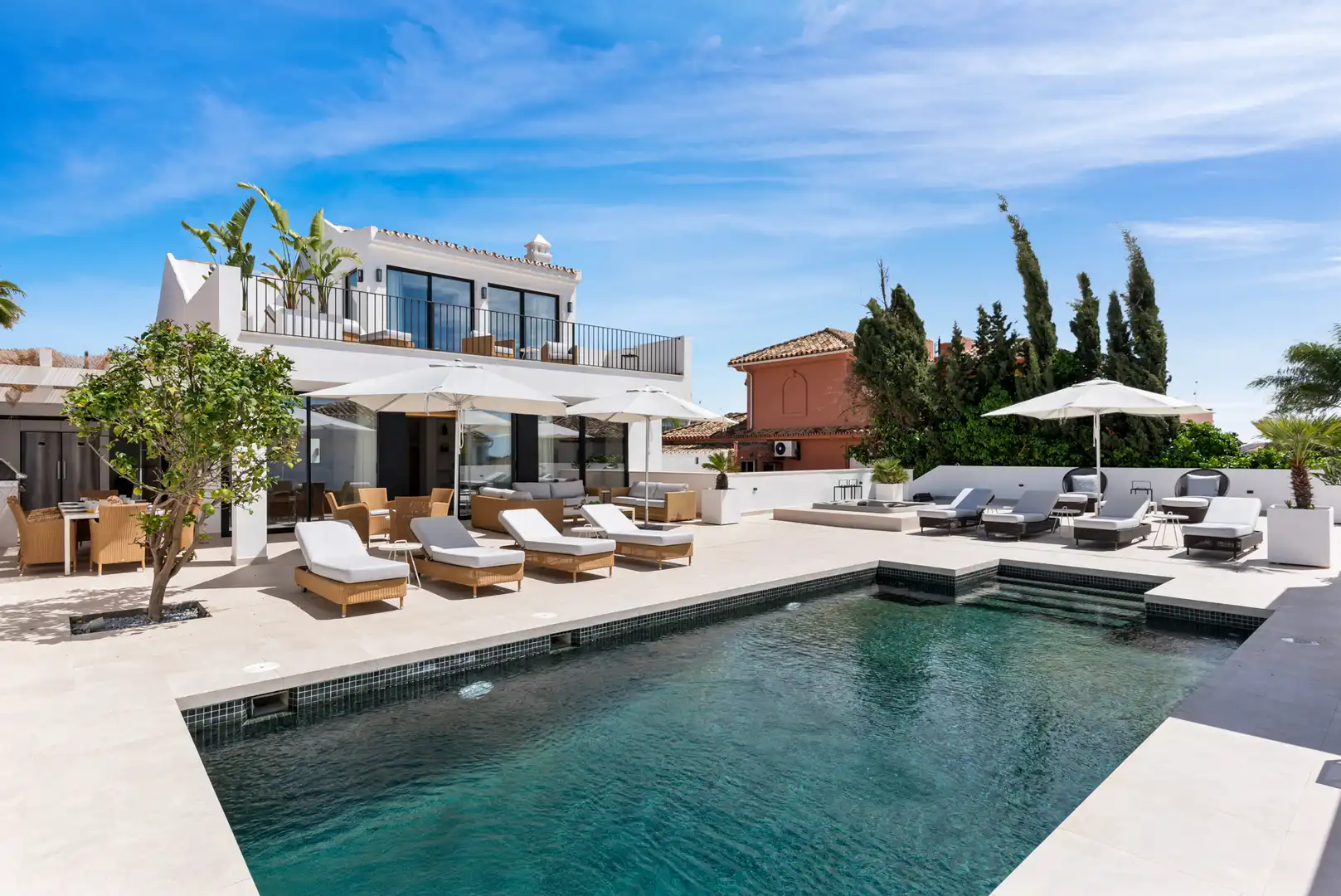 Chalet con piscina en venta en Las Chapas - El Rosario, imagen 3