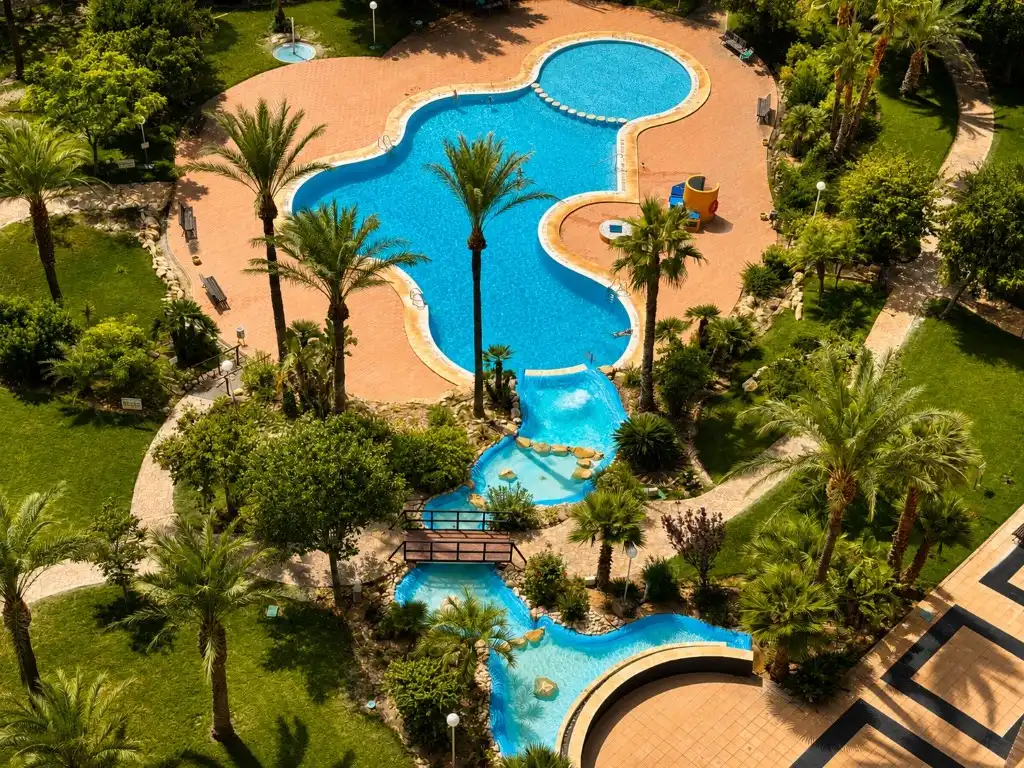 Flat with pool to rent in Avenida Murtal, imagen 3