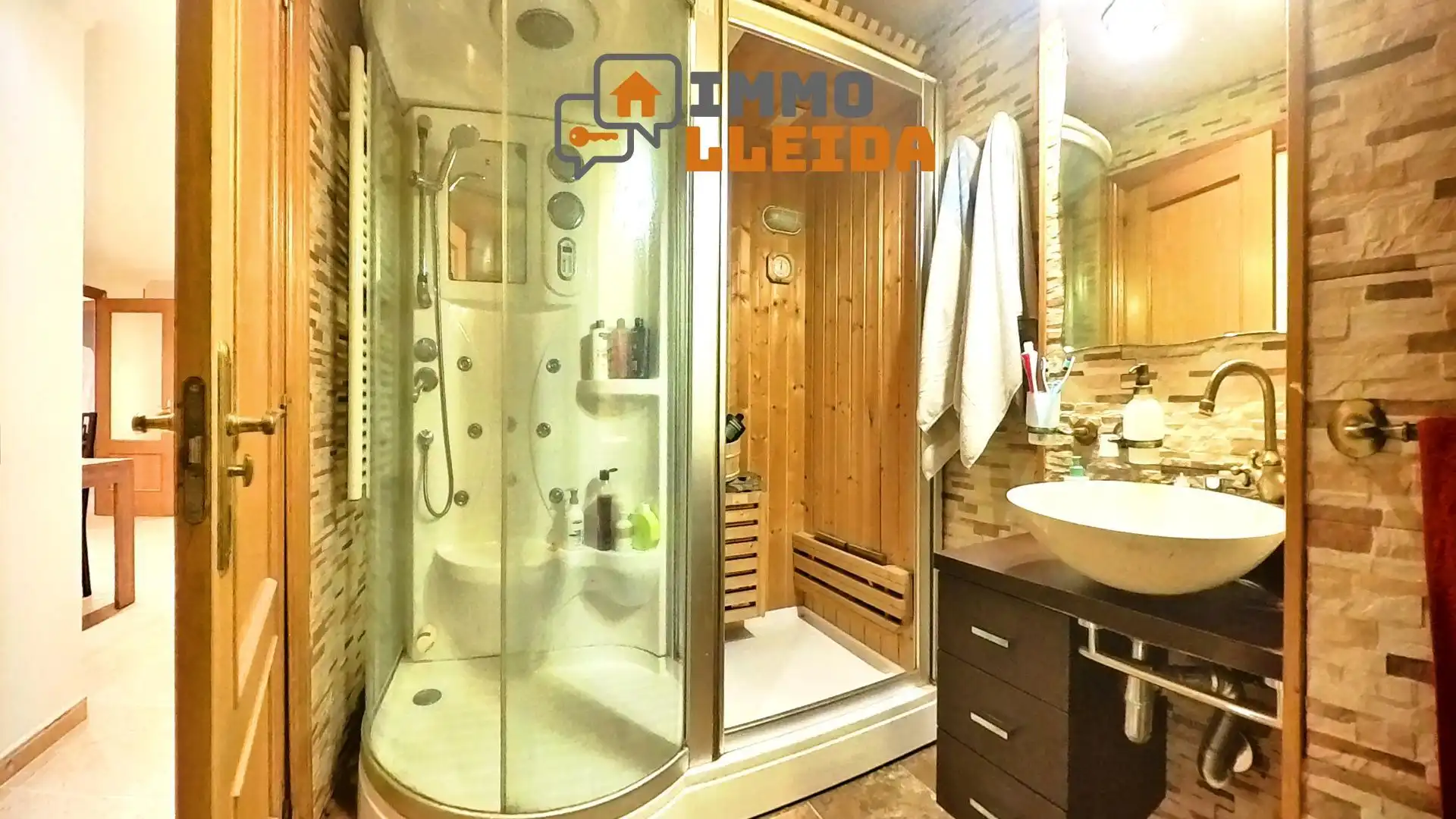 Badezimmer von Wohnung zum Verkauf in Balaguer mit Heizung, Terrasse und Abstellraum