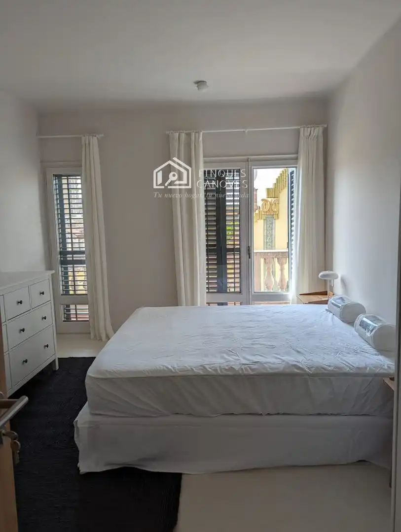 Bedroom of Flat for sale in Girona  with Air Conditioner, Heating and Terrace