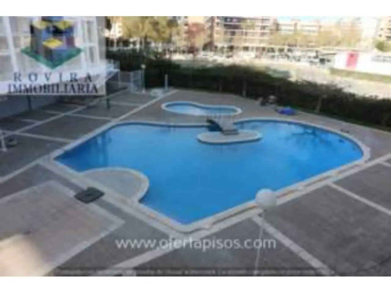 Apartamento con piscina en venta en Plaza Europa, imagen 2
