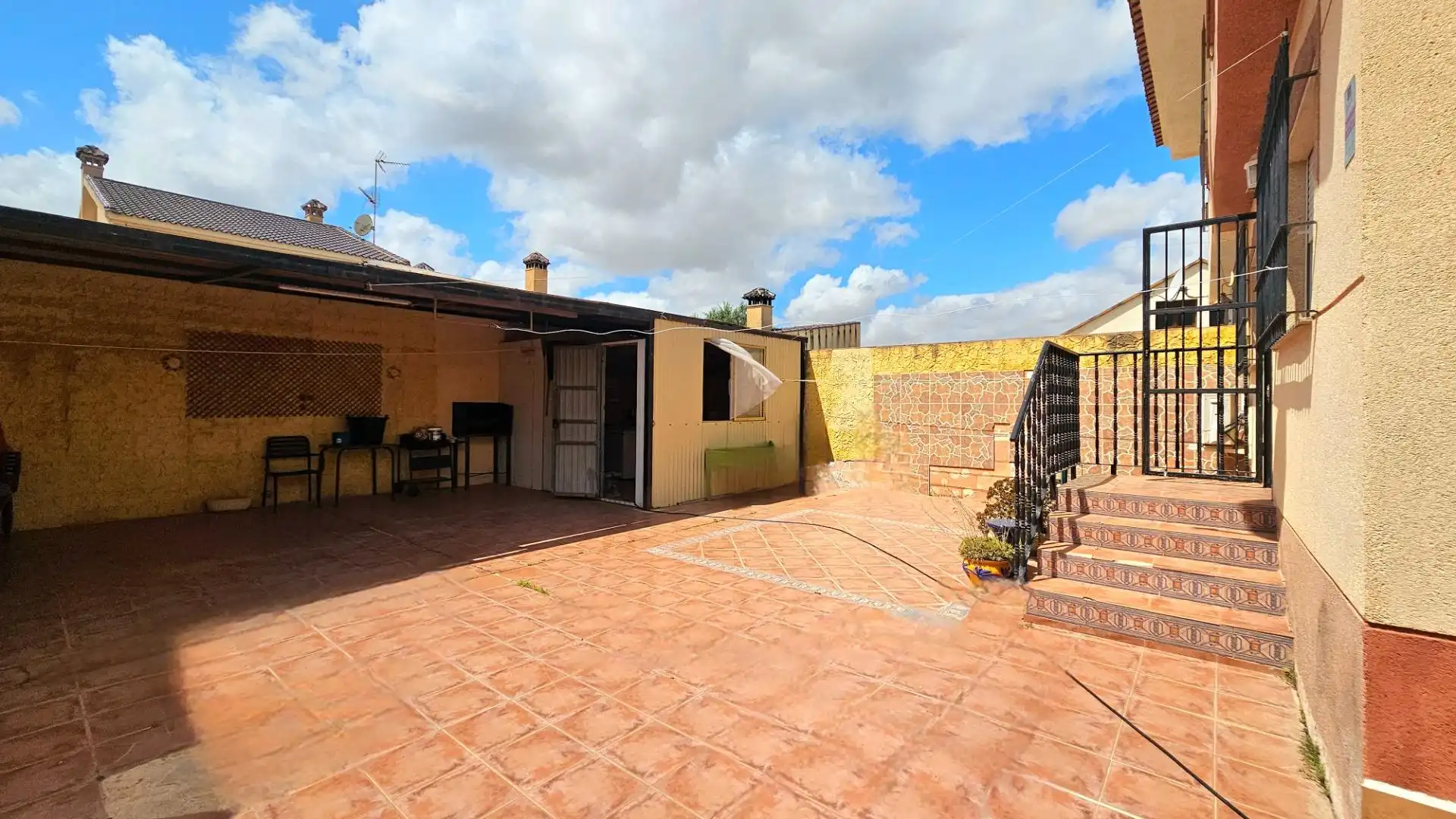 Casa amb terrassa en venda a Calle Calle José María Grajera 10B, imagen 4