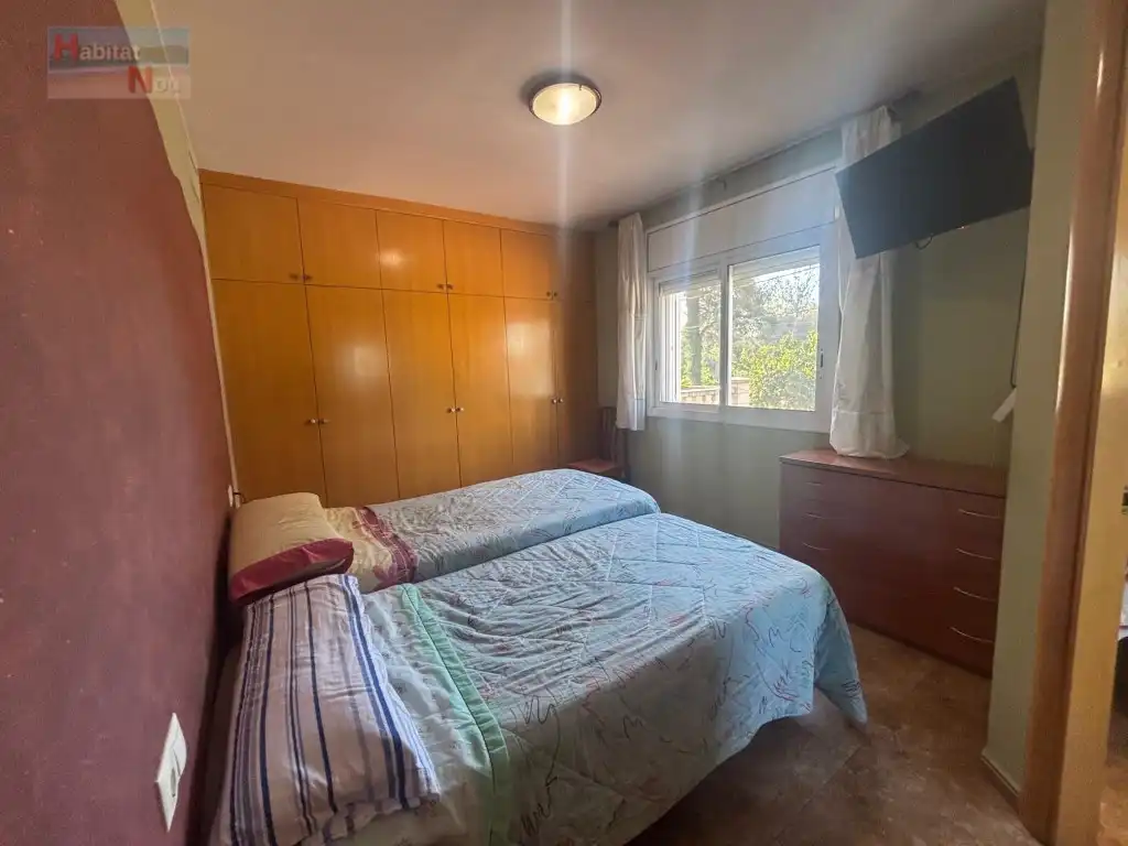Bedroom of Houses for sale in La Bisbal del Penedès  with Oven and Microwave
