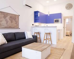 Sala d'estar de Apartament per a compartir en  Madrid Capital amb Aire condicionat i Terrassa