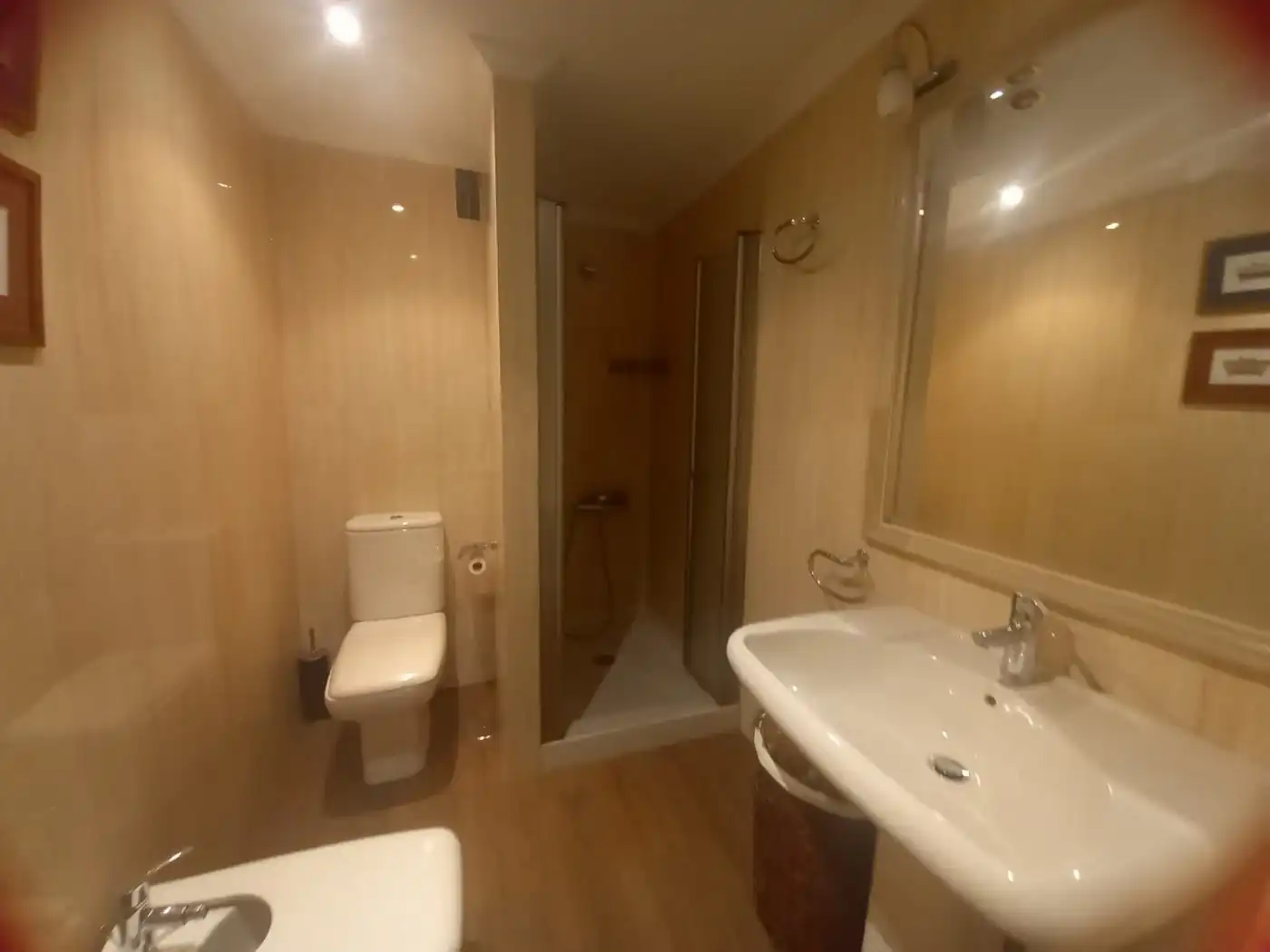 Bathroom of Flat for rent in Córdoba  with Air Conditioner, Heating and Terrace