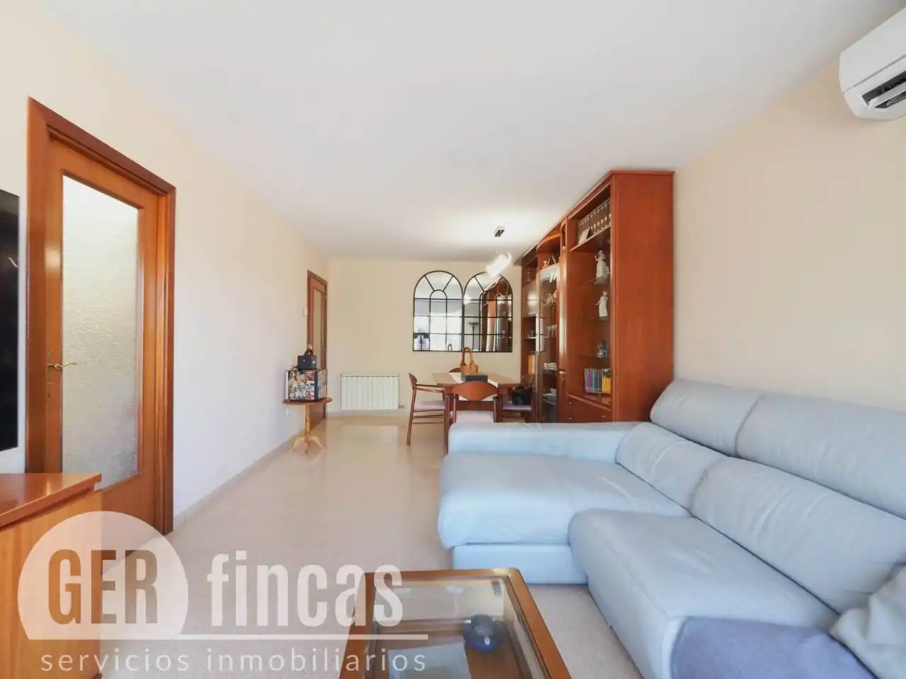 Vista exterior de Piso en venta en Terrassa con Aire acondicionado, Calefacción y Balcón